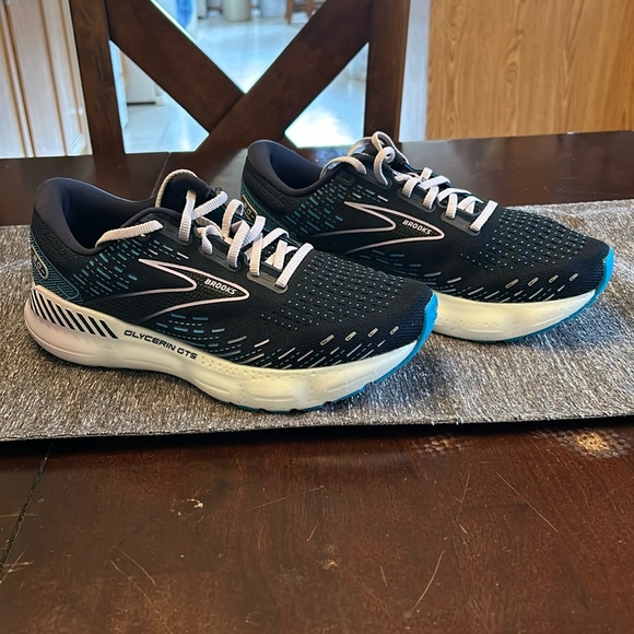 Brooks Shoes - #164 Brooks Glycerin GTS 20 Women’s Running Shoes WIDE (9D)